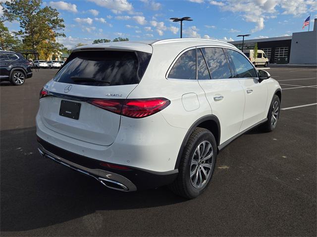 new 2026 Mercedes-Benz GLC 300 car
