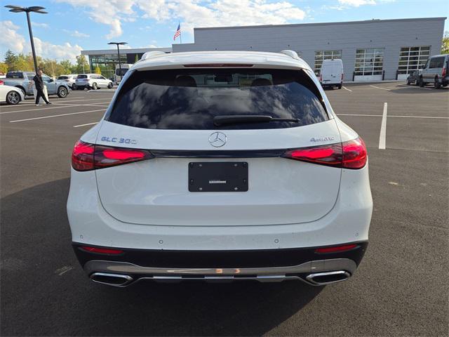 new 2026 Mercedes-Benz GLC 300 car