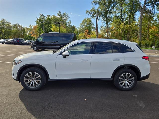 new 2026 Mercedes-Benz GLC 300 car