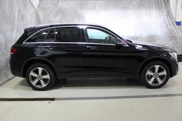 used 2022 Mercedes-Benz GLC 300 car, priced at $34,991