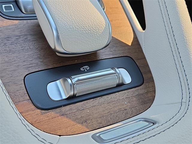 new 2025 Mercedes-Benz GLS 450 car, priced at $91,775