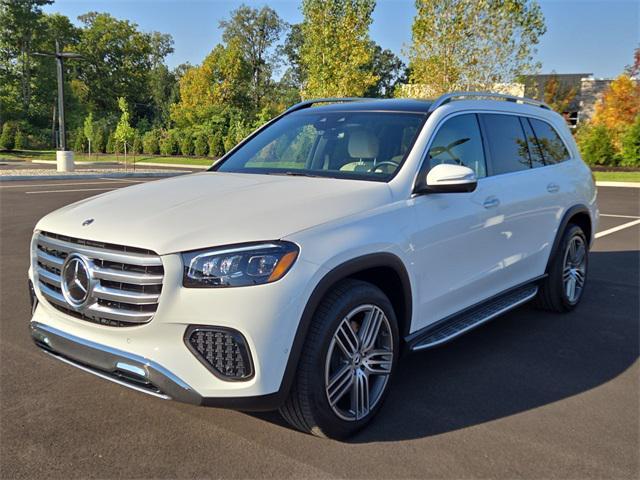 new 2025 Mercedes-Benz GLS 450 car, priced at $91,775