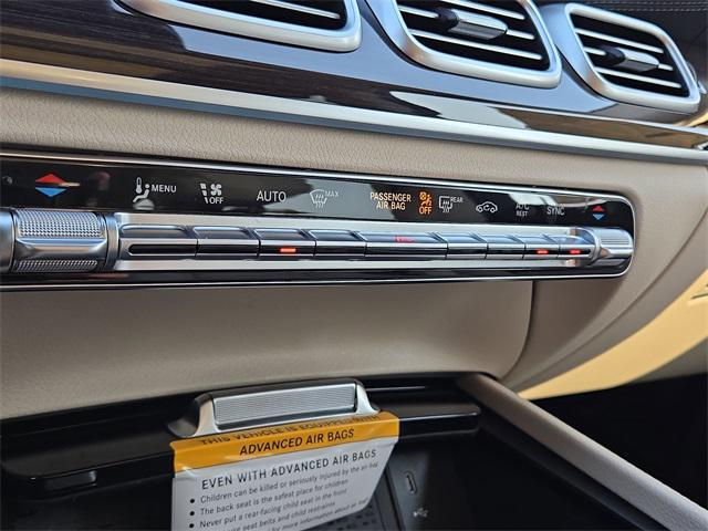 new 2025 Mercedes-Benz GLS 450 car, priced at $105,890