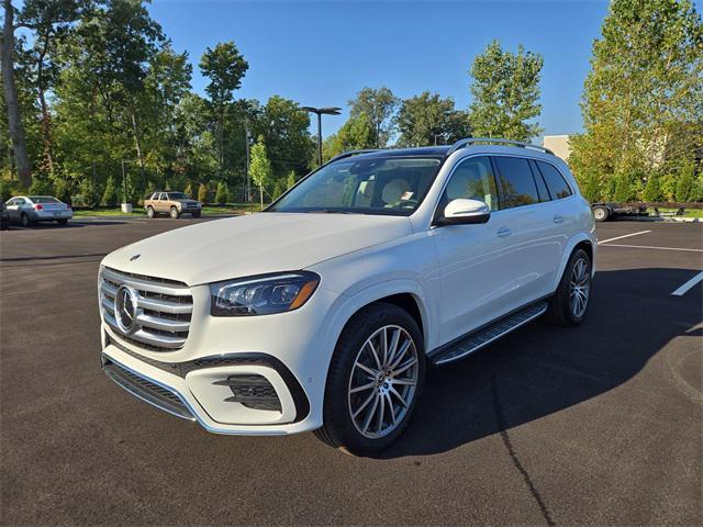 new 2025 Mercedes-Benz GLS 450 car, priced at $105,890