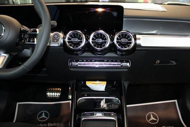 new 2024 Mercedes-Benz GLB 250 car, priced at $56,400