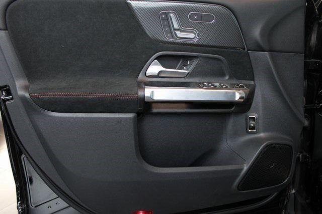 new 2024 Mercedes-Benz GLB 250 car, priced at $56,400
