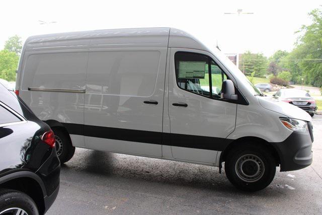 new 2025 Mercedes-Benz Sprinter 2500 car, priced at $58,812