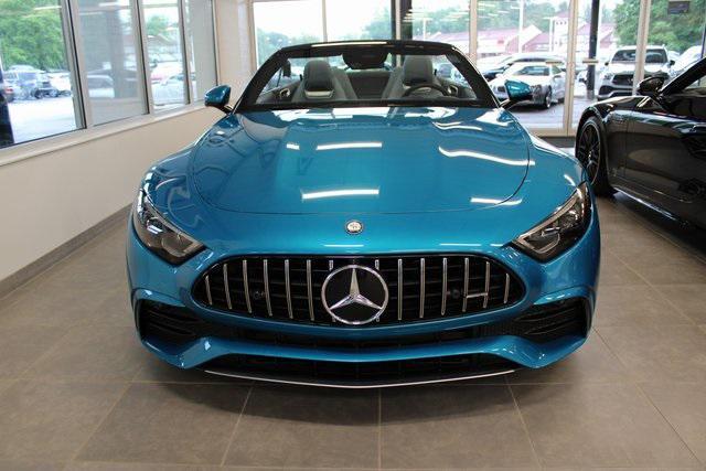 new 2024 Mercedes-Benz AMG SL 43 car, priced at $113,415