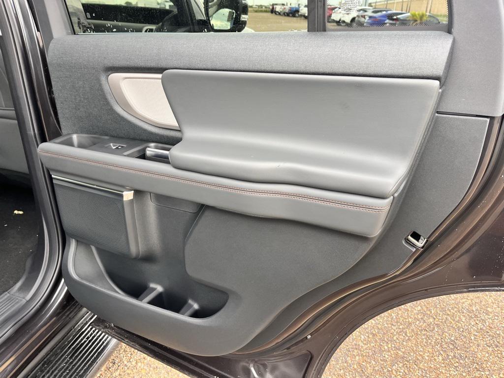 new 2025 Ford Expedition car, priced at $70,665