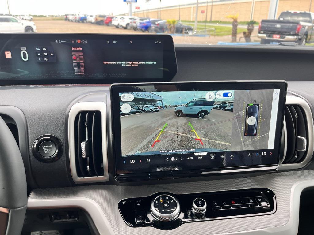 new 2025 Ford Expedition car, priced at $70,665