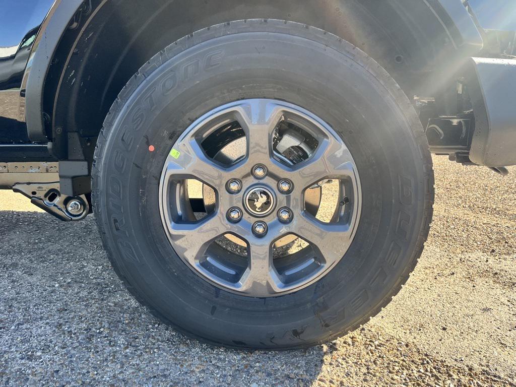 new 2025 Ford Bronco car, priced at $45,470