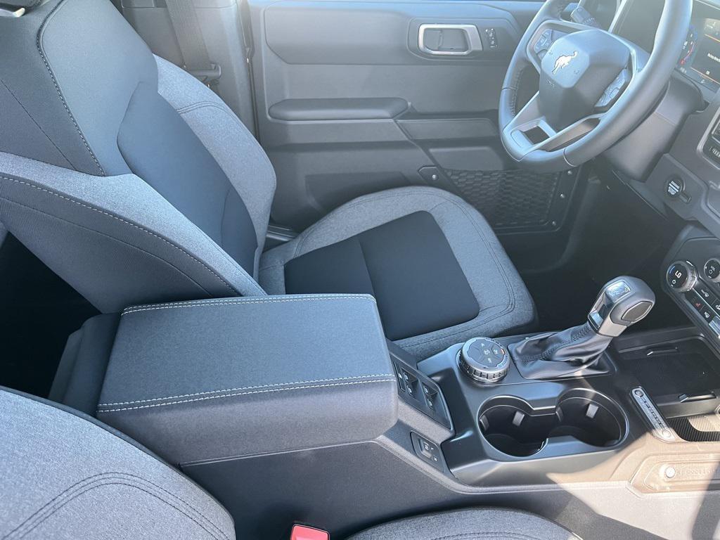 new 2025 Ford Bronco car, priced at $45,470