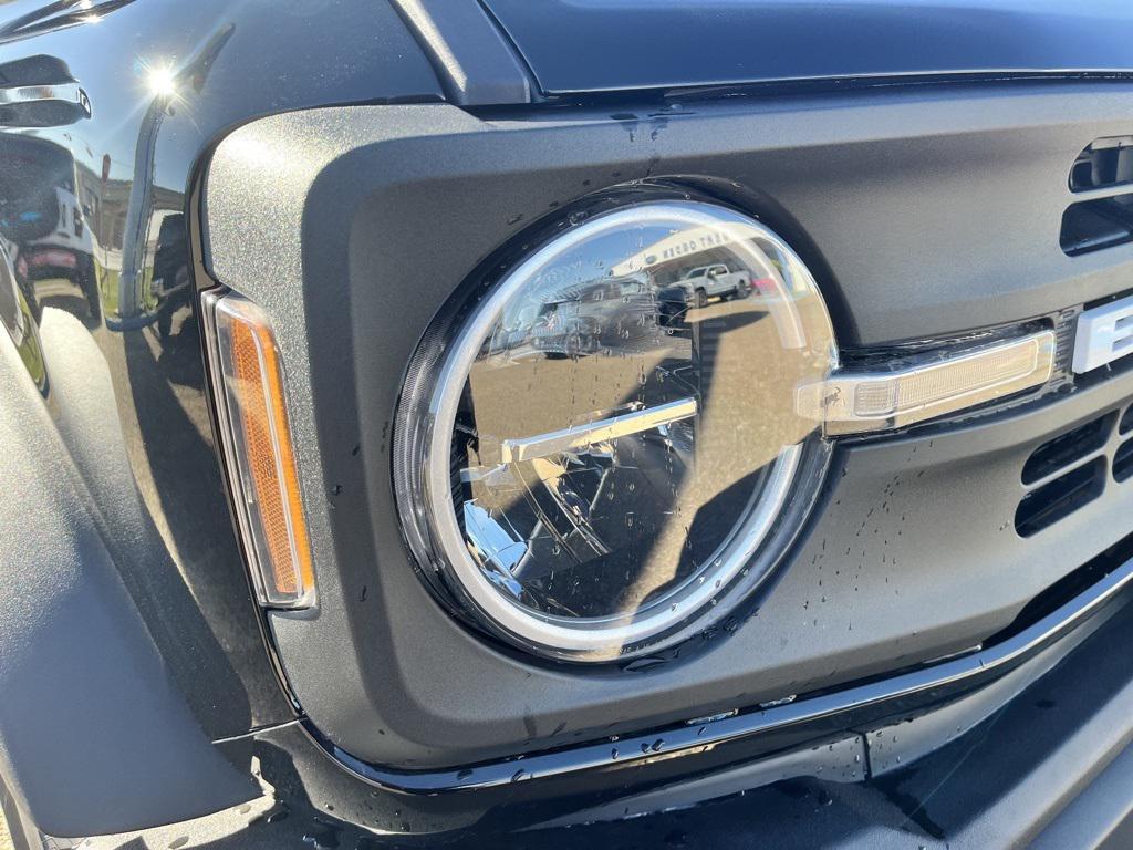new 2025 Ford Bronco car, priced at $45,470