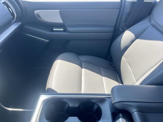 new 2025 Ford Expedition car, priced at $74,580