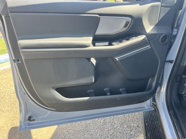 new 2025 Ford Expedition car, priced at $74,580