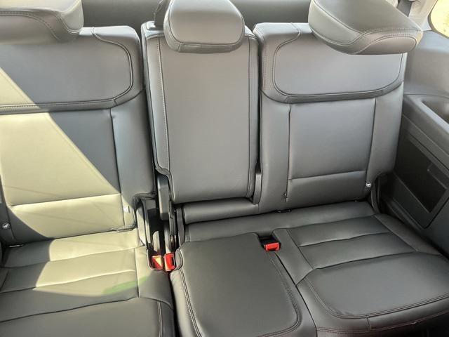 new 2025 Ford Expedition car, priced at $74,580