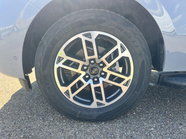 new 2025 Ford Expedition car, priced at $74,580