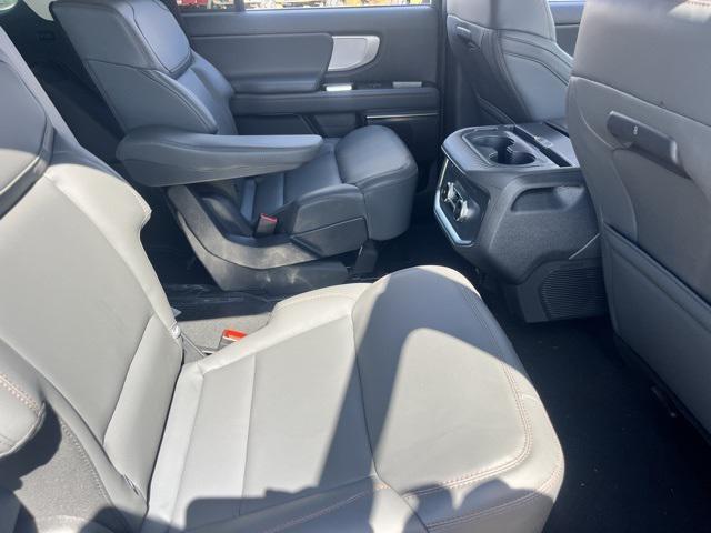 new 2025 Ford Expedition car, priced at $74,580