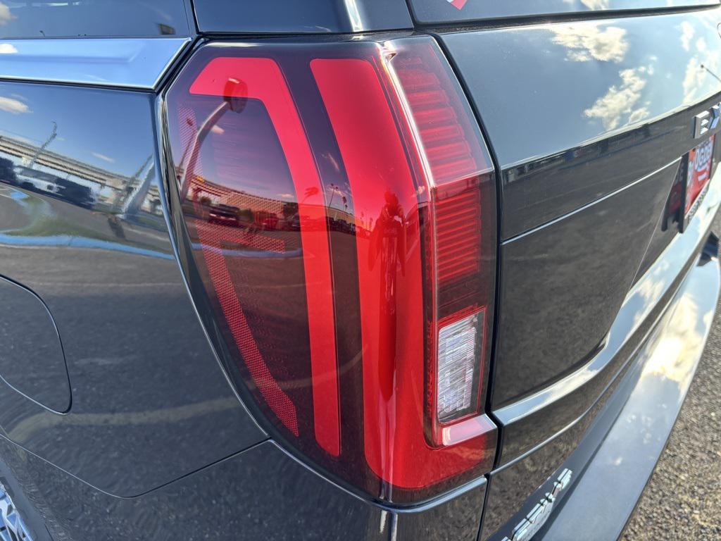 new 2025 Ford Expedition car, priced at $71,080