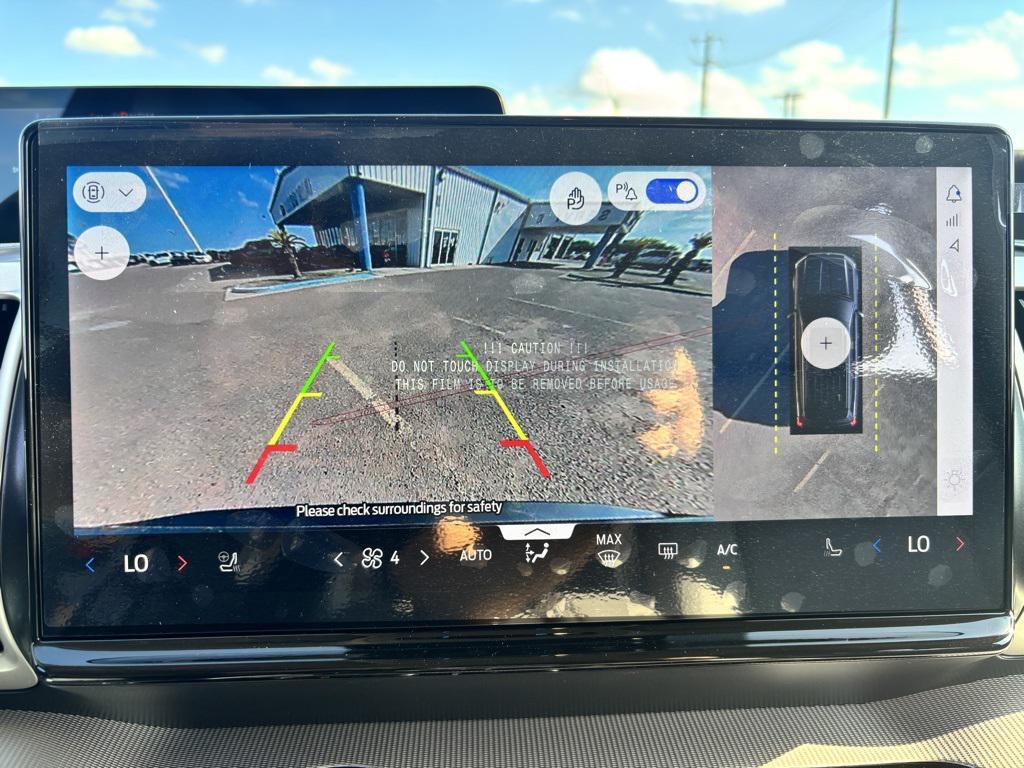 new 2025 Ford Expedition car, priced at $71,080