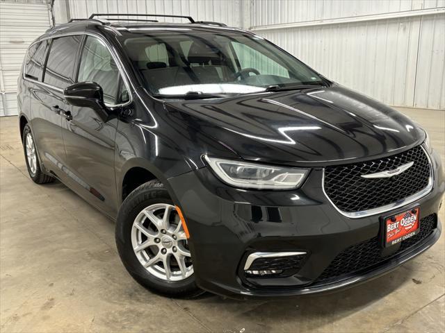 used 2022 Chrysler Pacifica car, priced at $26,665