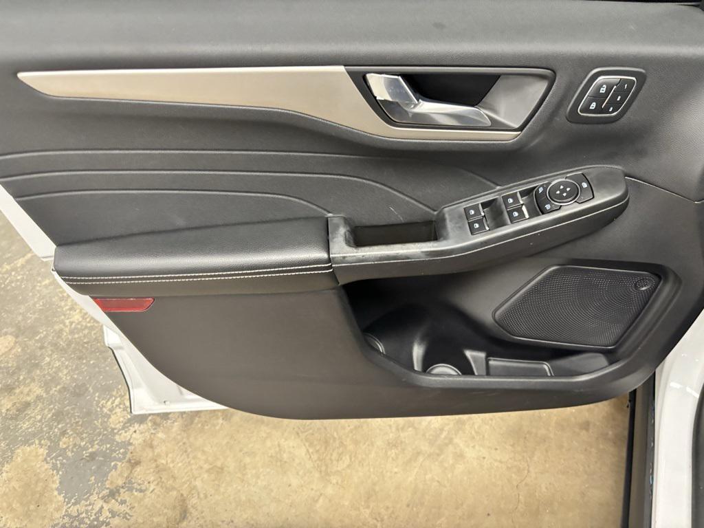 used 2022 Ford Escape car, priced at $20,407