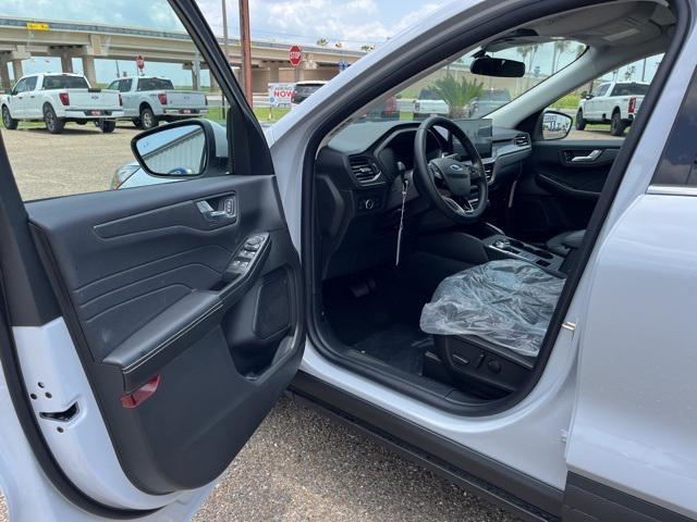 new 2025 Ford Escape PHEV car, priced at $35,895
