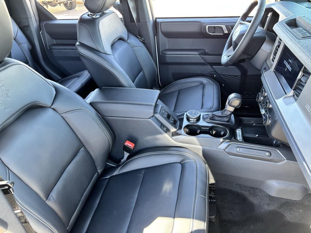 new 2025 Ford Bronco car, priced at $51,425