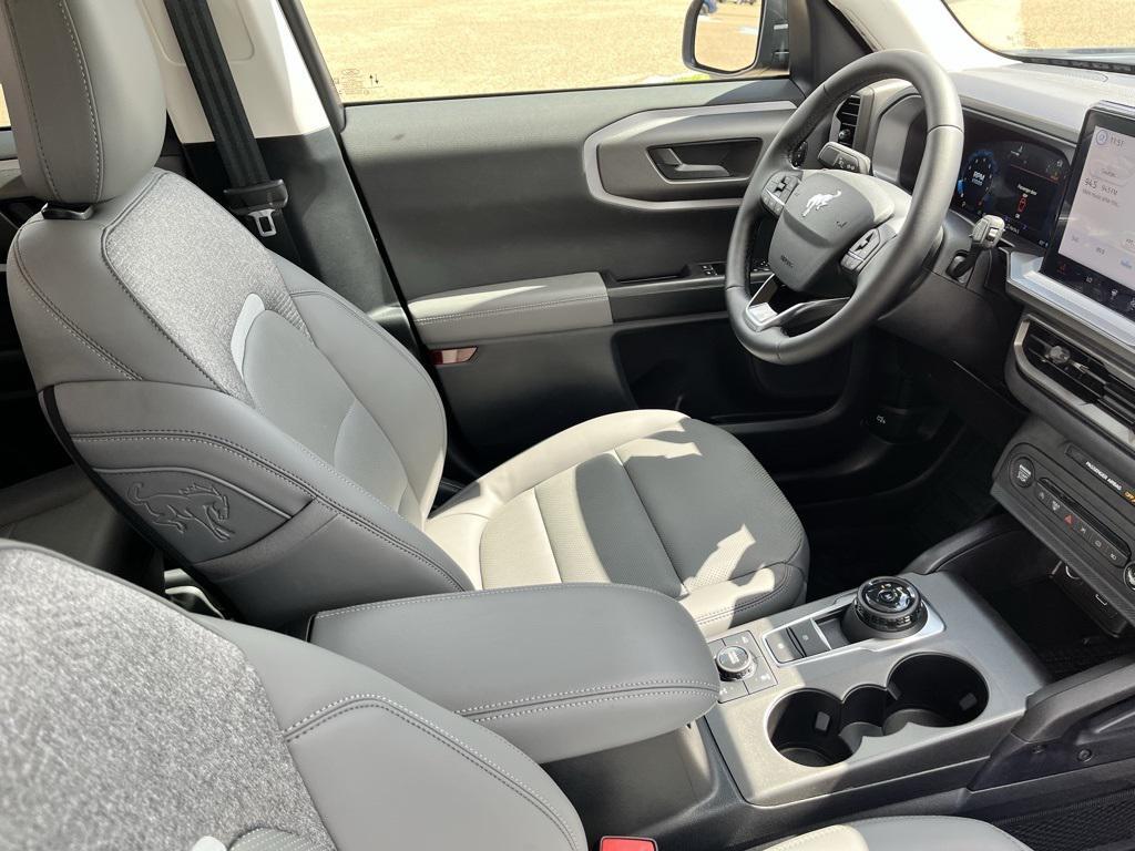 new 2025 Ford Bronco Sport car, priced at $41,105