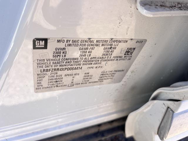 used 2023 Buick Envision car, priced at $27,894