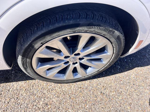 used 2023 Buick Envision car, priced at $27,894