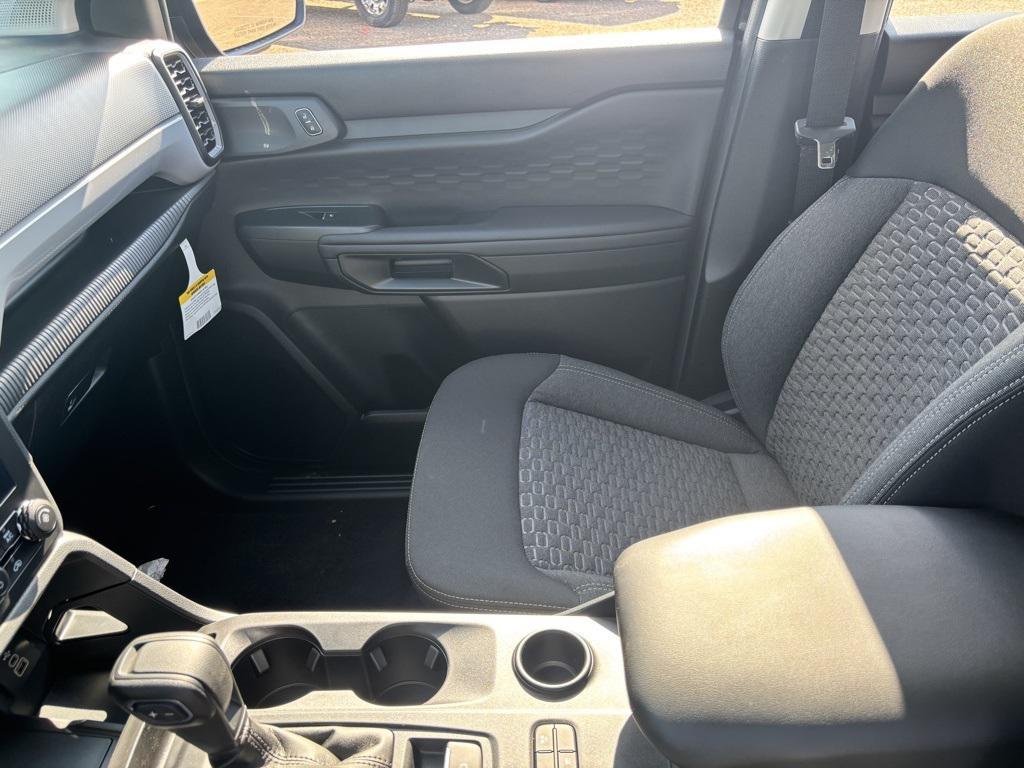 new 2025 Ford Ranger car, priced at $33,925