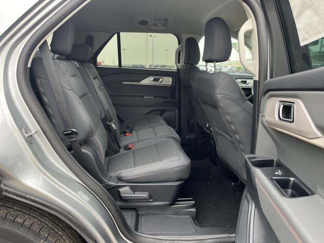 new 2025 Ford Explorer car, priced at $41,450