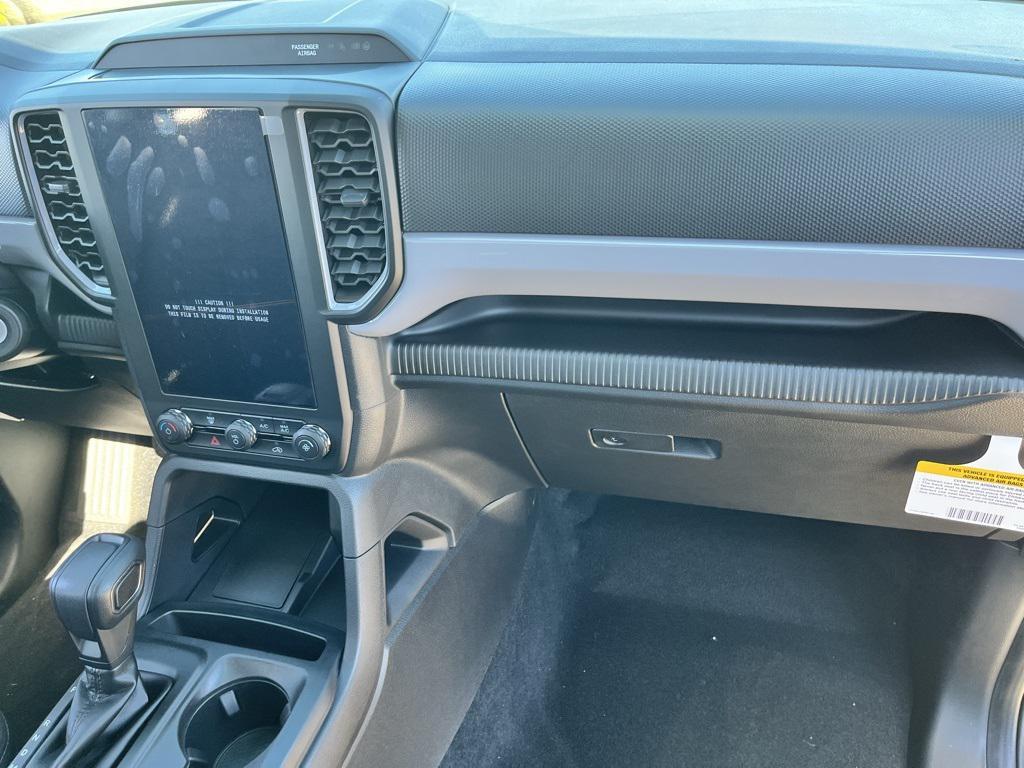 new 2025 Ford Ranger car, priced at $33,925