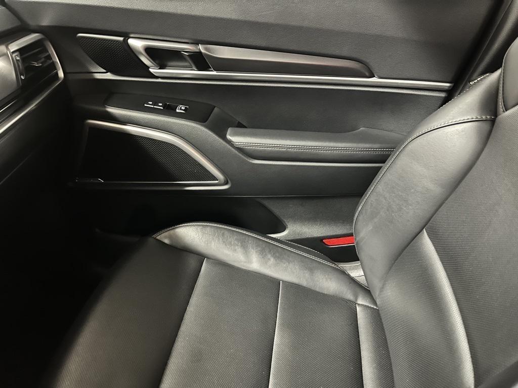 used 2024 Kia Telluride car, priced at $31,114