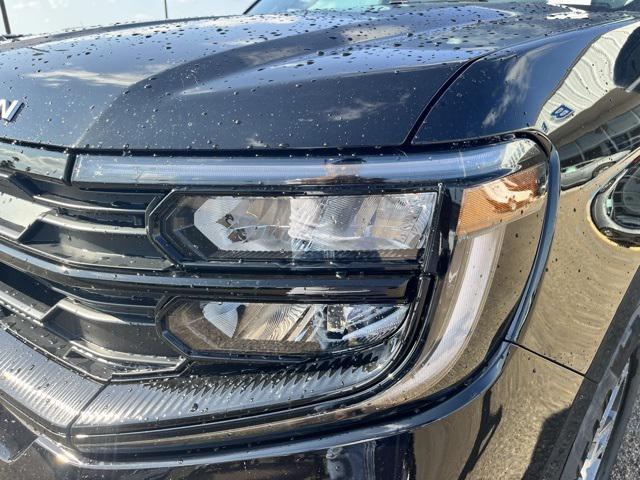 new 2025 Ford Expedition car, priced at $69,840