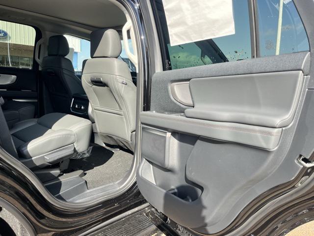 new 2025 Ford Expedition car, priced at $69,840