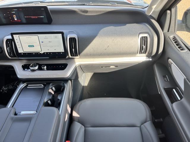 new 2025 Ford Expedition car, priced at $69,840