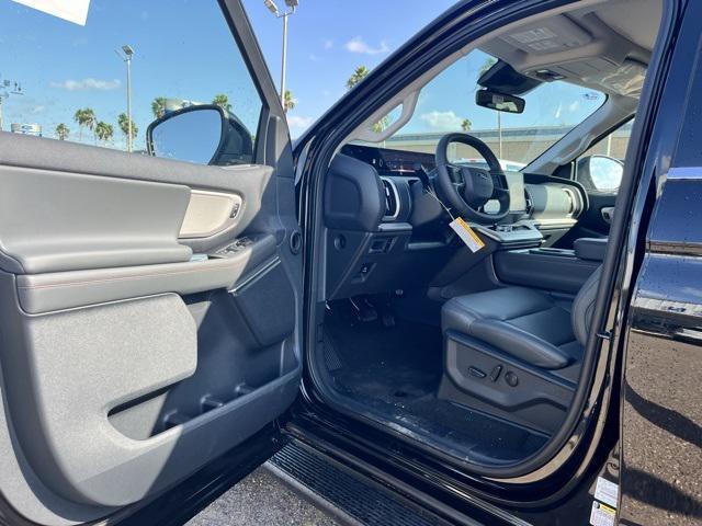 new 2025 Ford Expedition car, priced at $69,840