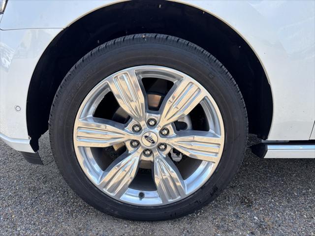 used 2024 Ford Expedition car, priced at $70,743