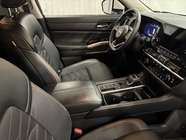 used 2023 Nissan Pathfinder car, priced at $37,528