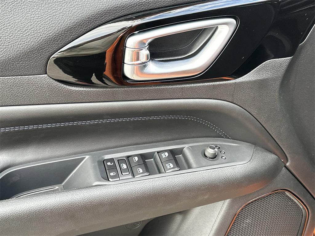 new 2026 Jeep Compass car, priced at $33,805