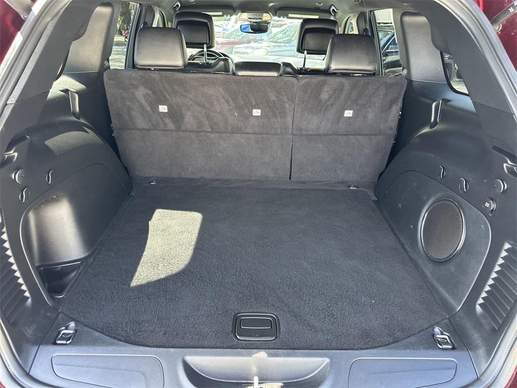 used 2022 Jeep Grand Cherokee car, priced at $27,991