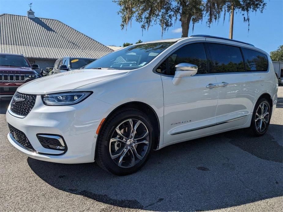 new 2024 Chrysler Pacifica car, priced at $50,685