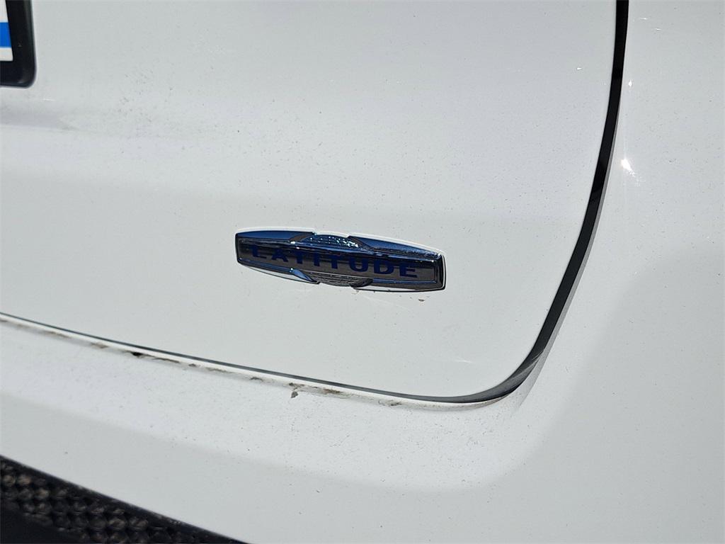 new 2025 Jeep Compass car, priced at $28,265