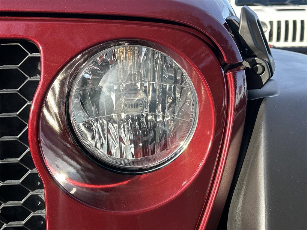 used 2021 Jeep Gladiator car, priced at $26,991