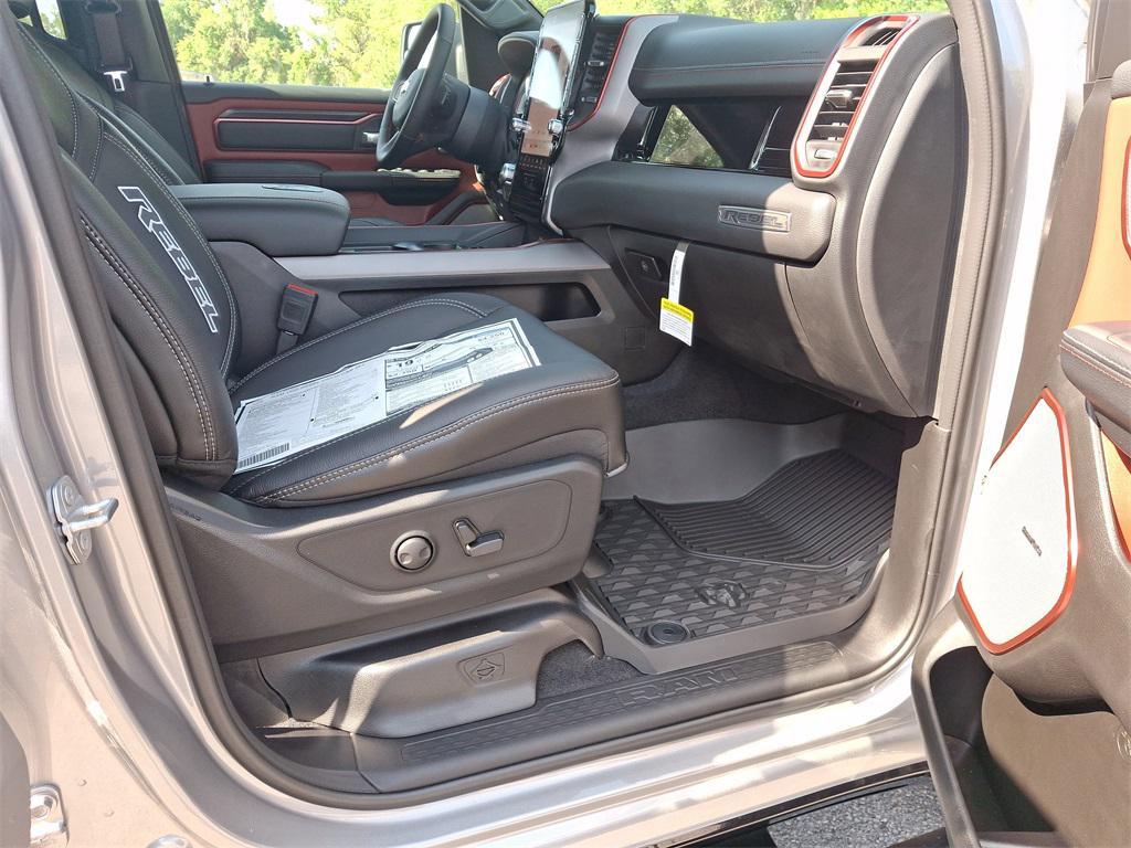 new 2025 Ram 1500 car, priced at $60,701