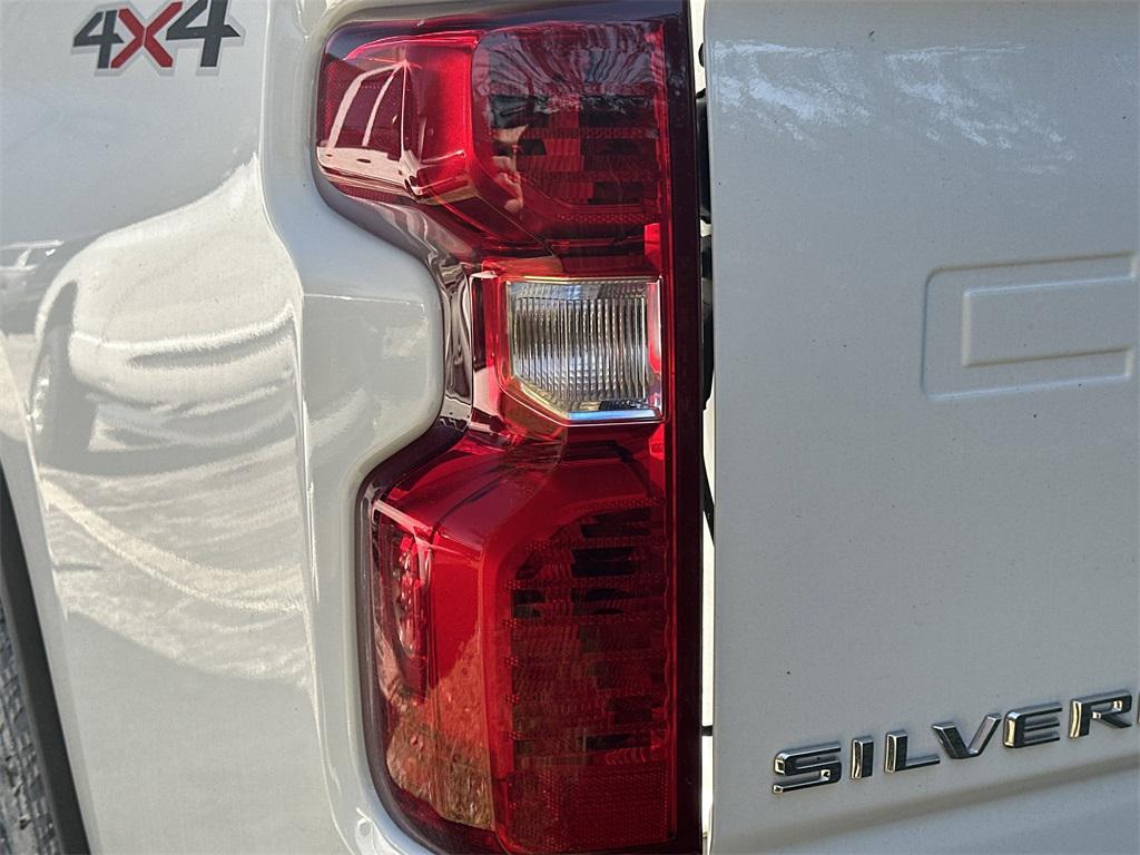 used 2024 Chevrolet Silverado 2500 car, priced at $49,991