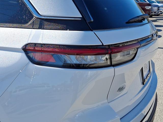 new 2025 Jeep Grand Cherokee car, priced at $35,621