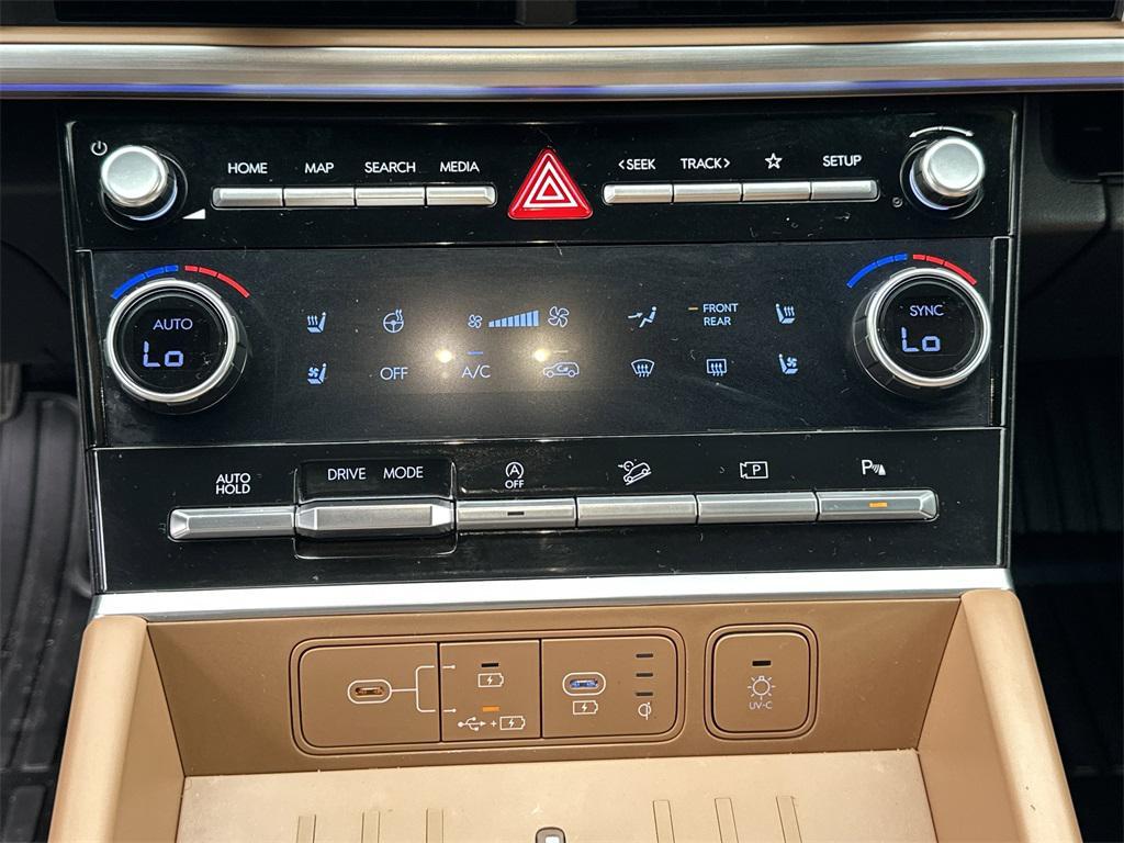 used 2024 Hyundai Santa Fe car, priced at $34,991